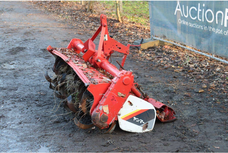 Yanmar RSB 1403 - مسلفة القوة: صورة 4 Yanmar RSB 1403 - مسلفة القوة: صورة 4