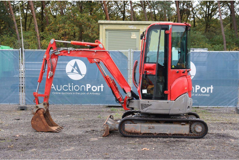 Yanmar Vi020 - حفار زاحف: صورة 2 Yanmar Vi020 - حفار زاحف: صورة 2