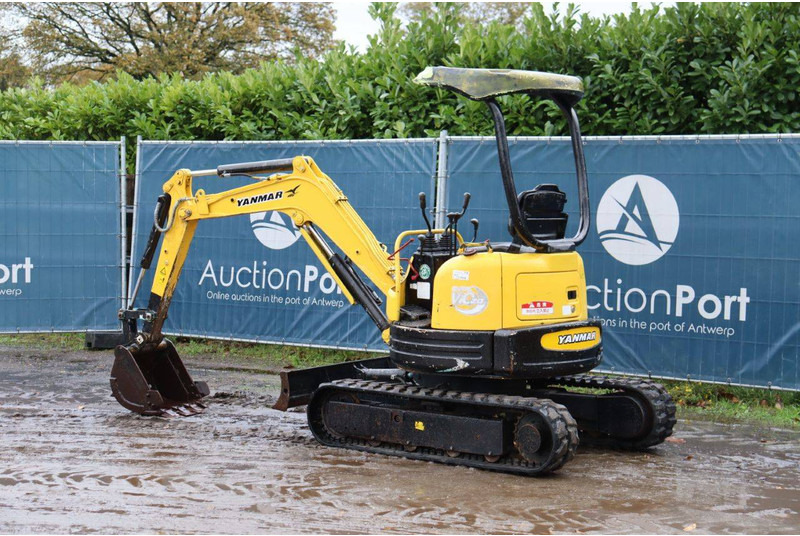 Yanmar - حفار صغير: صورة 3 Yanmar - حفار صغير: صورة 3