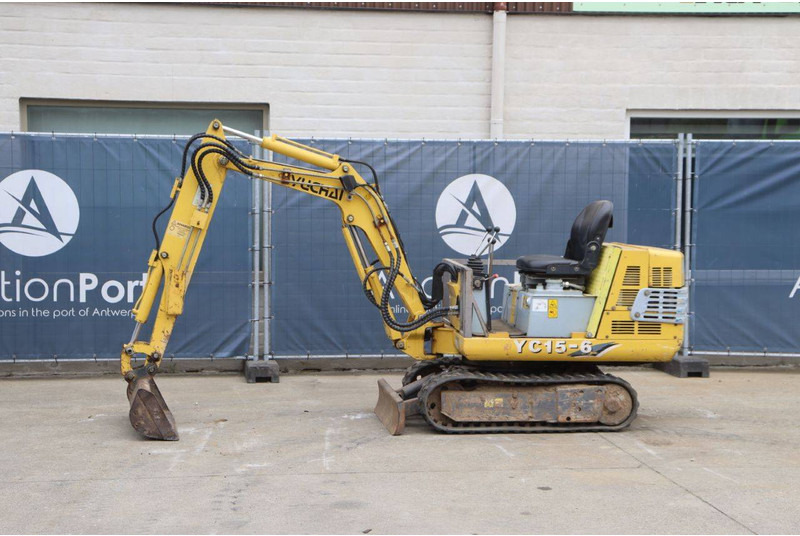 Yuchaï D8T - حفار صغير: صورة 1 Yuchaï D8T - حفار صغير: صورة 1