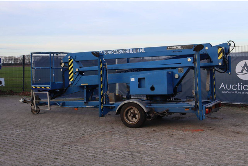 Custers R20EHS - مرفاع مفصلي: صورة 3 Custers R20EHS - مرفاع مفصلي: صورة 3