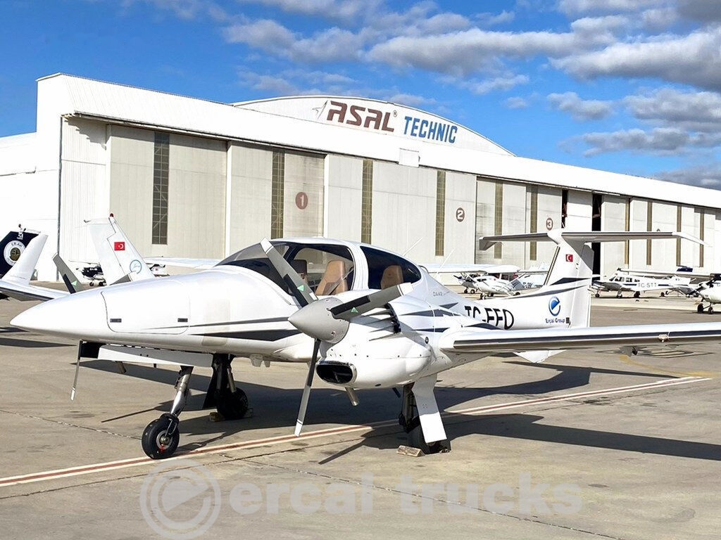 2008 Diamond DA42 Twin Star-Airplane - معدات الدعم الأرضي: صورة 1 2008 Diamond DA42 Twin Star-Airplane - معدات الدعم الأرضي: صورة 1