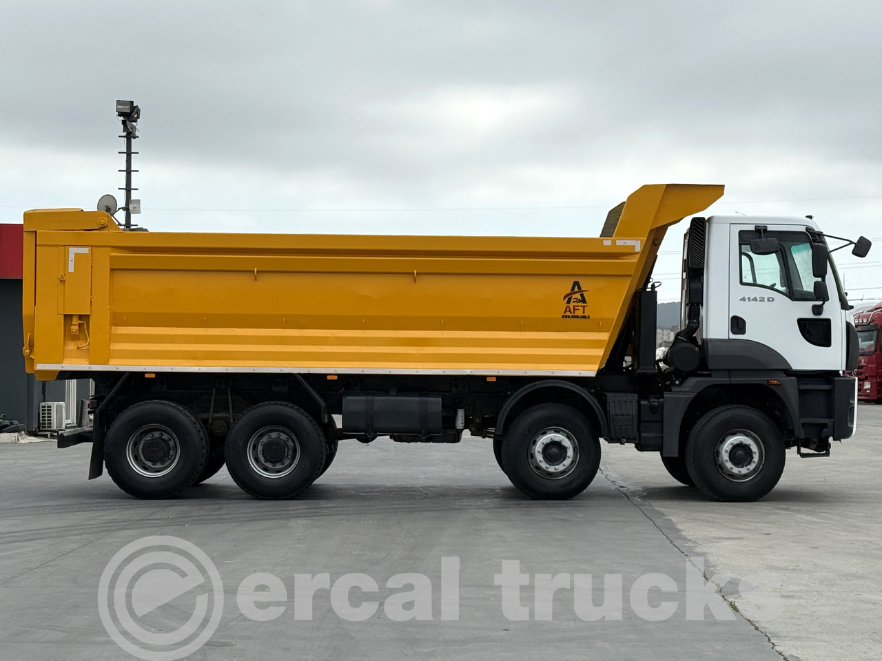 FORD 2017 FORD 4142 D /AC-EURO6-8X4 HARDOX TIPPER - شاحنة قلاب: صورة 4 FORD 2017 FORD 4142 D /AC-EURO6-8X4 HARDOX TIPPER - شاحنة قلاب: صورة 4