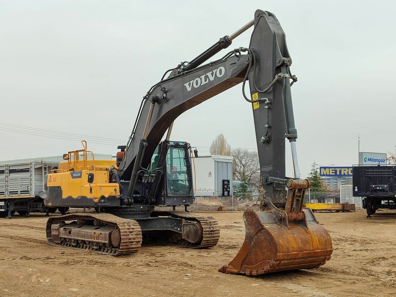 Volvo 2018 EC 350DL PALETTE EXCAVATOR - حفار زاحف: صورة 3 Volvo 2018 EC 350DL PALETTE EXCAVATOR - حفار زاحف: صورة 3