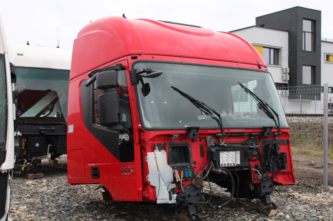 CABINA IVECO STRALIS HI-WAY - كابينة - شاحنة: صورة 3 CABINA IVECO STRALIS HI-WAY - كابينة - شاحنة: صورة 3