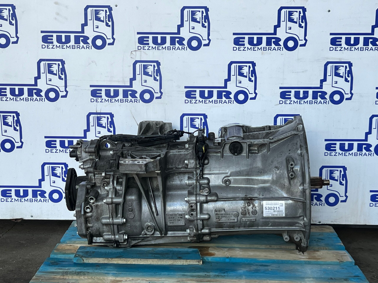 CUTIE DE VITEZE AUTOMATA FARA RETARDER MERCEDES ACTROS MP4 G211-12 - صندوق التروس - شاحنة: صورة 3 CUTIE DE VITEZE AUTOMATA FARA RETARDER MERCEDES ACTROS MP4 G211-12 - صندوق التروس - شاحنة: صورة 3