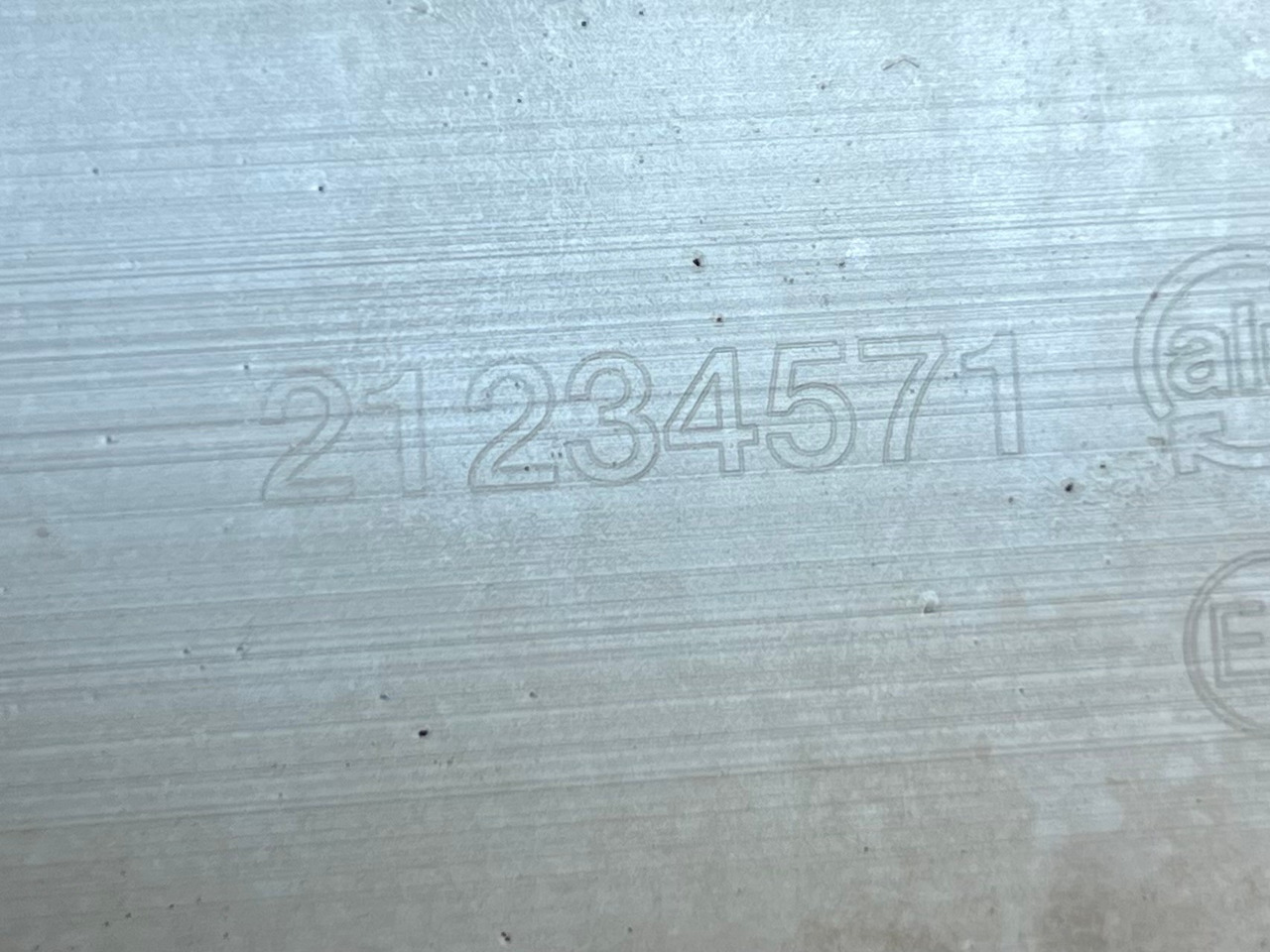 PARABICICLIST STANGA RENAULT T 82302001, 82302005, 82375109, 82375110, 21234571 - هيكل السيارة الخارجية - شاحنة: صورة 4 PARABICICLIST STANGA RENAULT T 82302001, 82302005, 82375109, 82375110, 21234571 - هيكل السيارة الخارجية - شاحنة: صورة 4