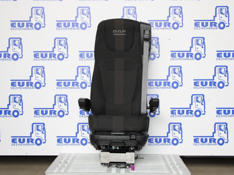 SCAUN SOFER DAF XF XG 2296567 - مقعد - شاحنة: صورة 1 SCAUN SOFER DAF XF XG 2296567 - مقعد - شاحنة: صورة 1