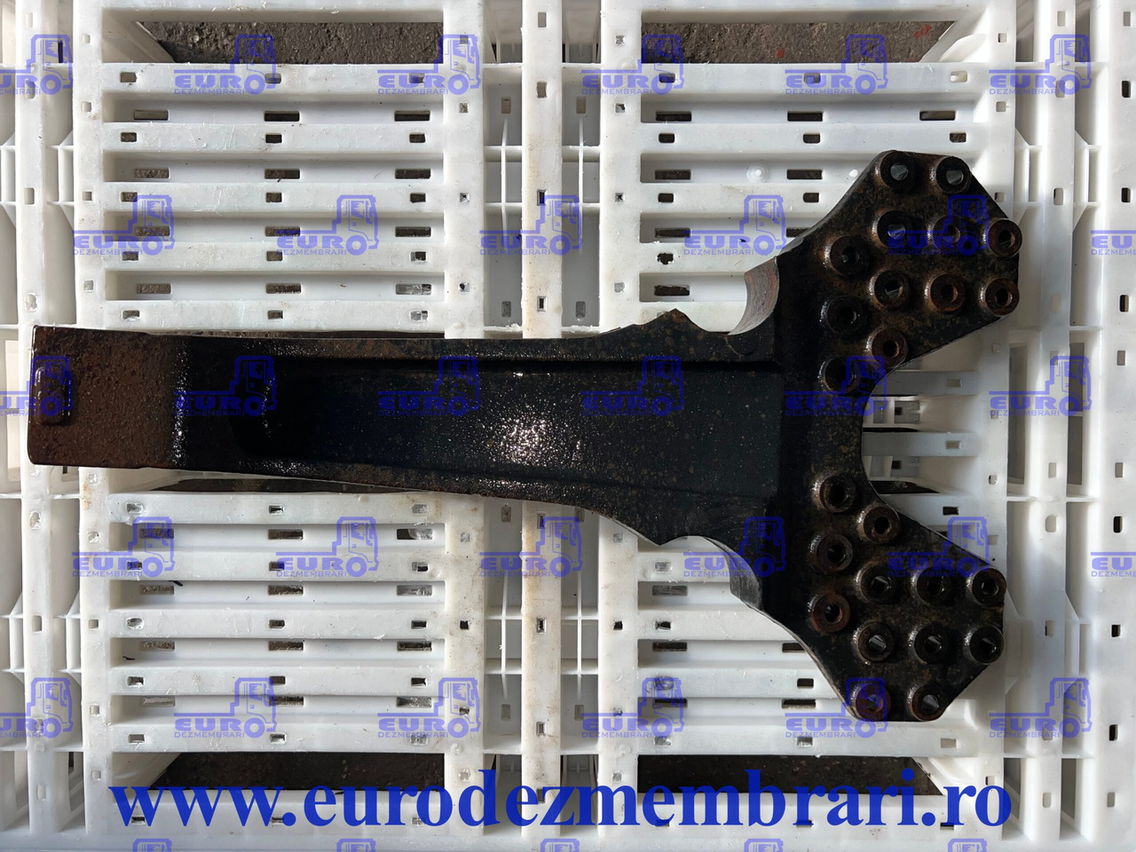 SUPORT SPATE MAN TGS 81.43215.3050 - إطار هيكلي/ إطار معدني - شاحنة: صورة 2 SUPORT SPATE MAN TGS 81.43215.3050 - إطار هيكلي/ إطار معدني - شاحنة: صورة 2
