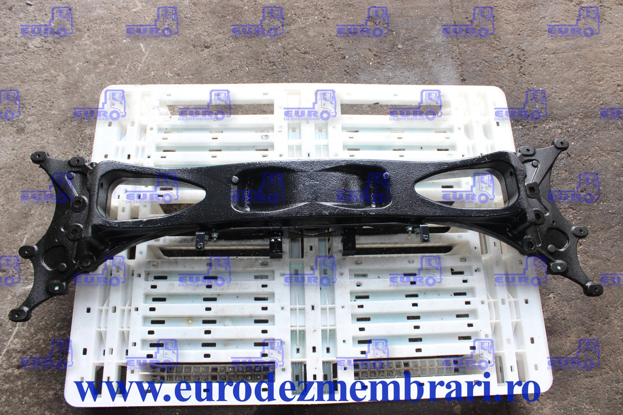 TRAVERSA FRONTALA TRAGER MAN TGS TG3 81.41280.0072, 81.41280.6043 - إطار هيكلي/ إطار معدني - شاحنة: صورة 1 TRAVERSA FRONTALA TRAGER MAN TGS TG3 81.41280.0072, 81.41280.6043 - إطار هيكلي/ إطار معدني - شاحنة: صورة 1