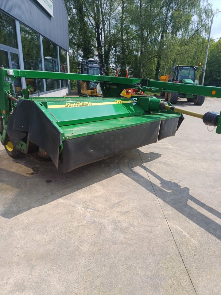 John Deere 1365 - جزازة العشب: صورة 5 John Deere 1365 - جزازة العشب: صورة 5