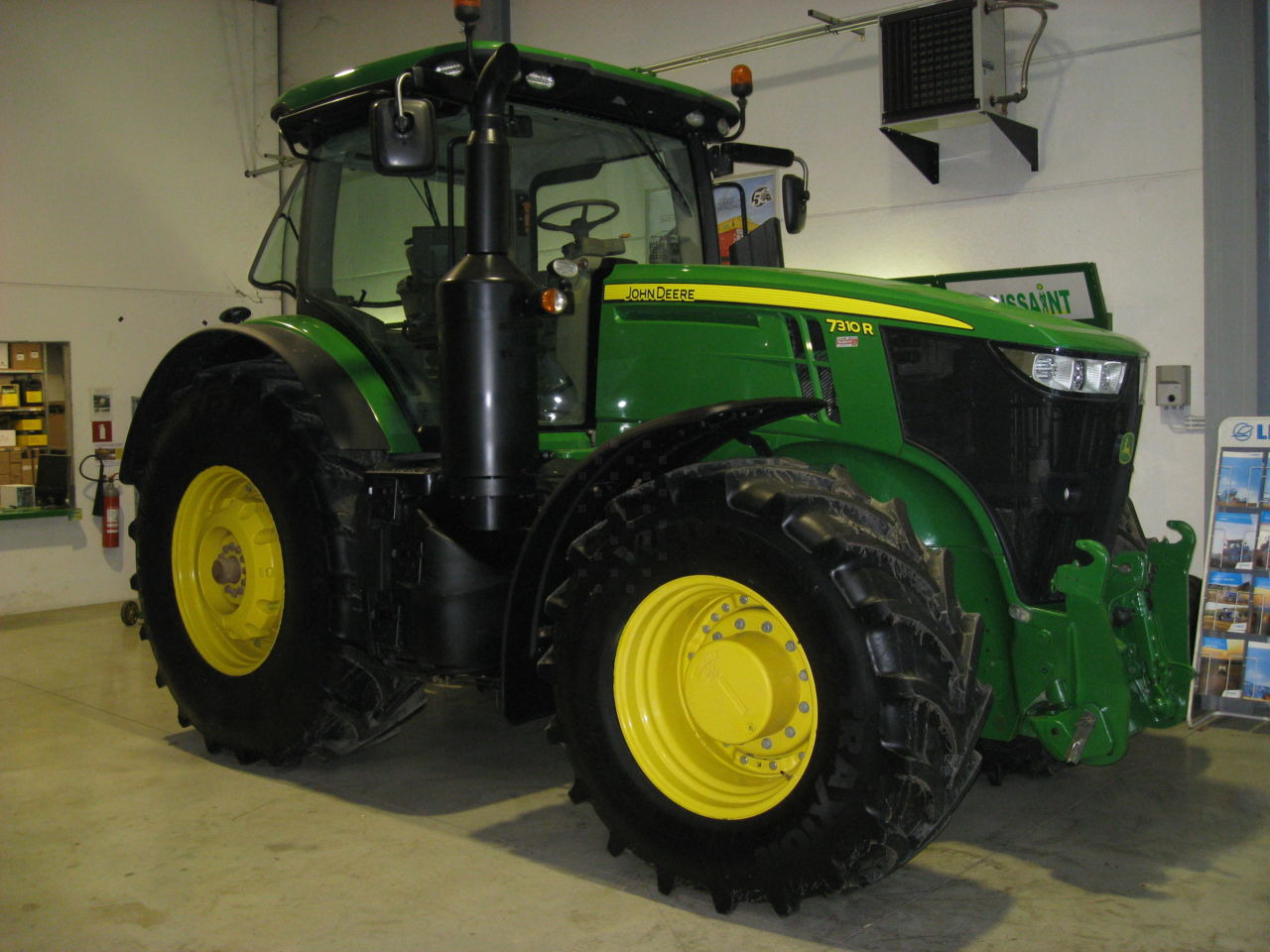 John Deere 7310R - جرار: صورة 2 John Deere 7310R - جرار: صورة 2