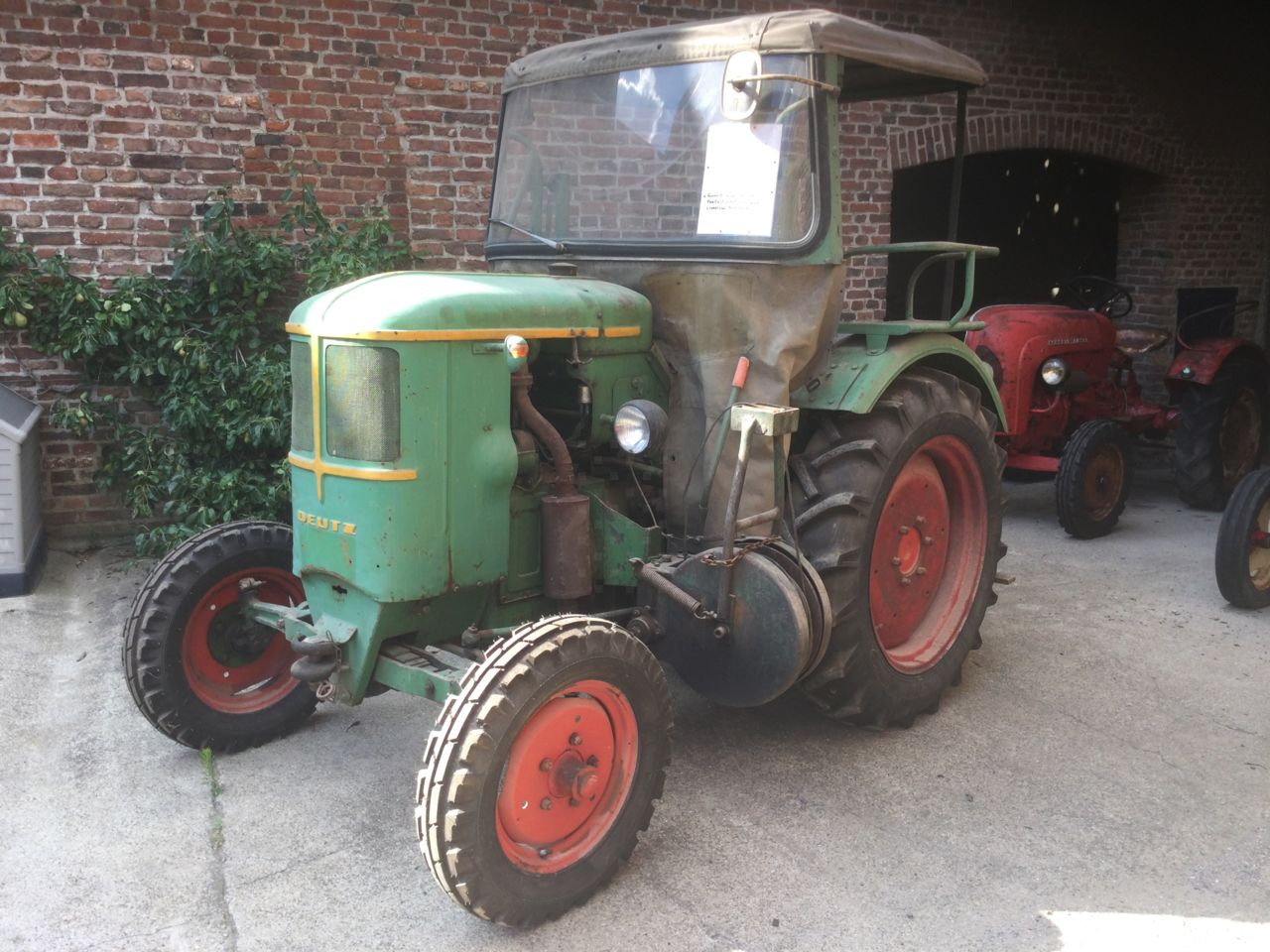 Deutz F1l514 - جرار: صورة 1 Deutz F1l514 - جرار: صورة 1