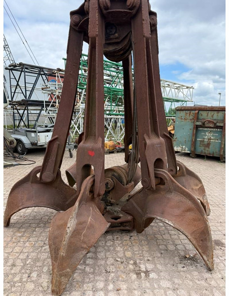 Mechanical Orange peel Brab Poly Grab - كلّاب - آلات الإنشاء: صورة 1 Mechanical Orange peel Brab Poly Grab - كلّاب - آلات الإنشاء: صورة 1