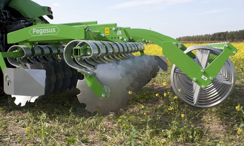 BOMET Brony talerzowe 3m / Kurzscheibeneggen/ Compact disc harrows/ Навесные дисковые компактные бороны - مسفلة قرصية: صورة 2 BOMET Brony talerzowe 3m / Kurzscheibeneggen/ Compact disc harrows/ Навесные дисковые компактные бороны - مسفلة قرصية: صورة 2