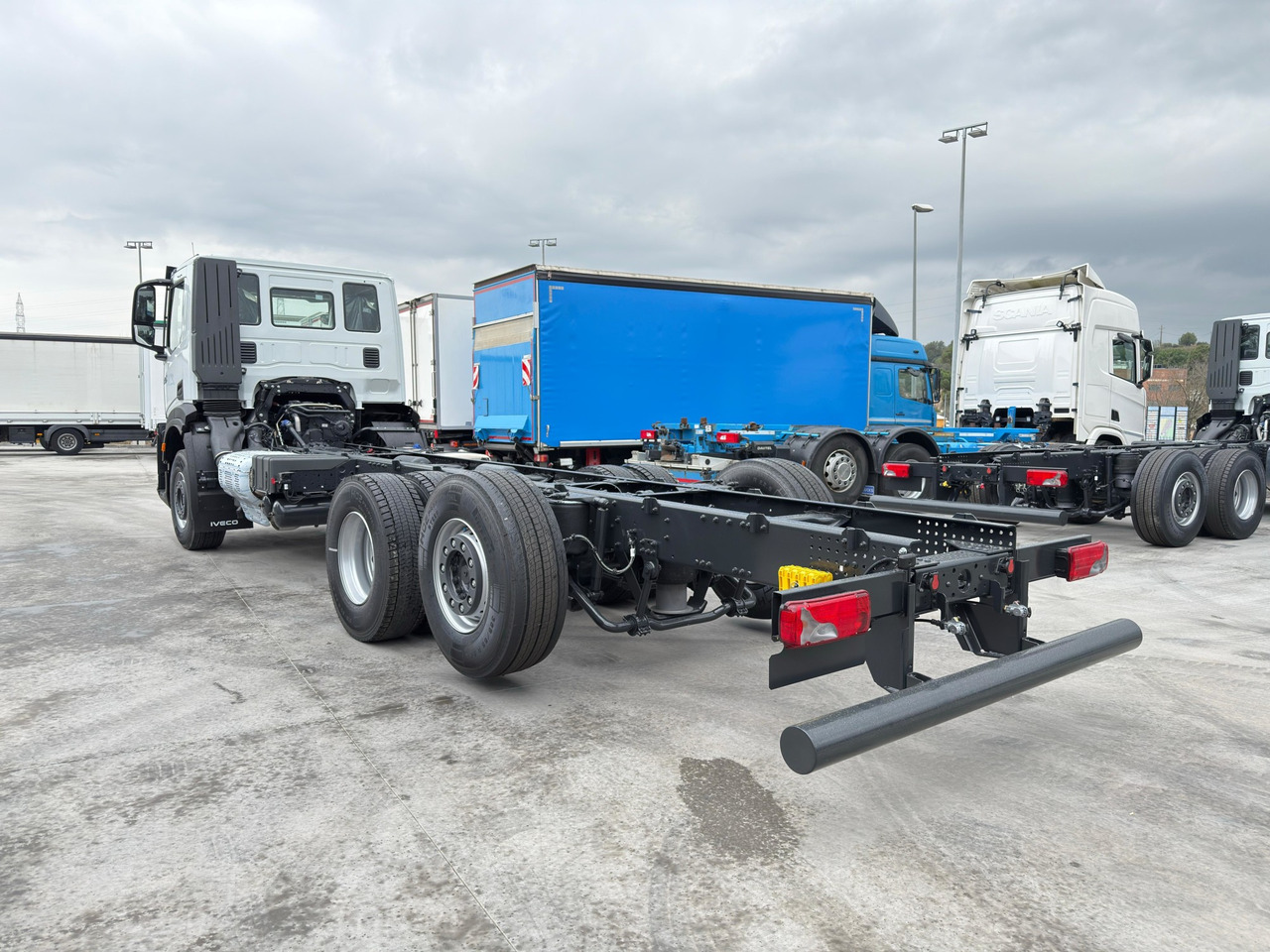 IVECO AD280X46 YPS ON X-Way E6 (Chassis) - شاحنة بهيكل معدني للمقصورة: صورة 4 IVECO AD280X46 YPS ON X-Way E6 (Chassis) - شاحنة بهيكل معدني للمقصورة: صورة 4