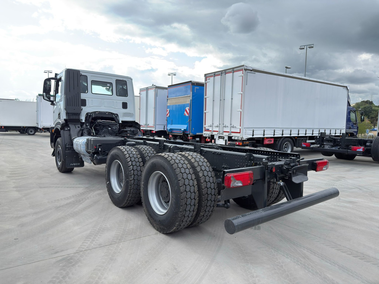 IVECO AD380T46 6x4 E6 (Chassis) - شاحنة بهيكل معدني للمقصورة: صورة 5 IVECO AD380T46 6x4 E6 (Chassis) - شاحنة بهيكل معدني للمقصورة: صورة 5