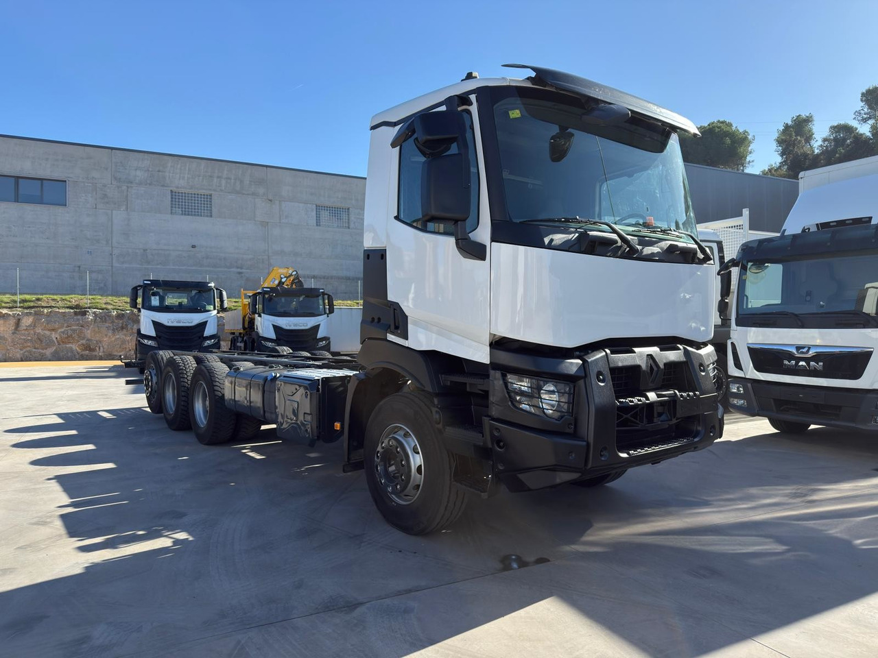 RENAULT C460 E6 (Chassis) - شاحنة بهيكل معدني للمقصورة: صورة 2 RENAULT C460 E6 (Chassis) - شاحنة بهيكل معدني للمقصورة: صورة 2