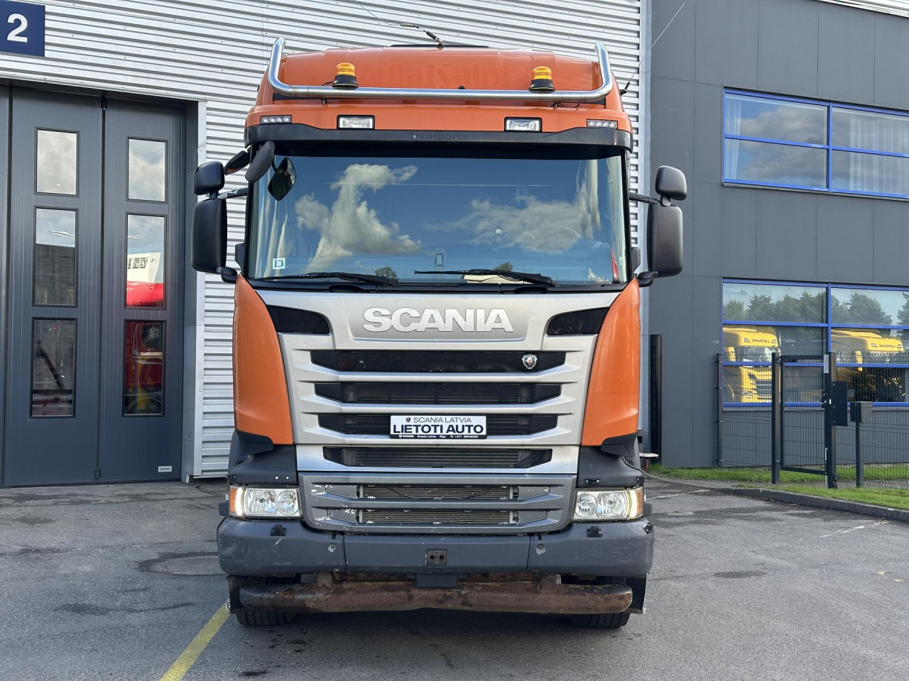 SCANIA R 450 CB6x4HHZ - شاحنة بهيكل معدني للمقصورة: صورة 3 SCANIA R 450 CB6x4HHZ - شاحنة بهيكل معدني للمقصورة: صورة 3