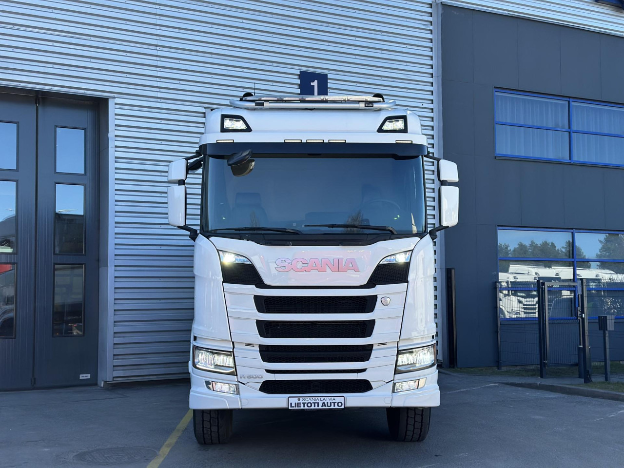 SCANIA R 500 B6x4HZ - شاحنة بهيكل معدني للمقصورة: صورة 5 SCANIA R 500 B6x4HZ - شاحنة بهيكل معدني للمقصورة: صورة 5