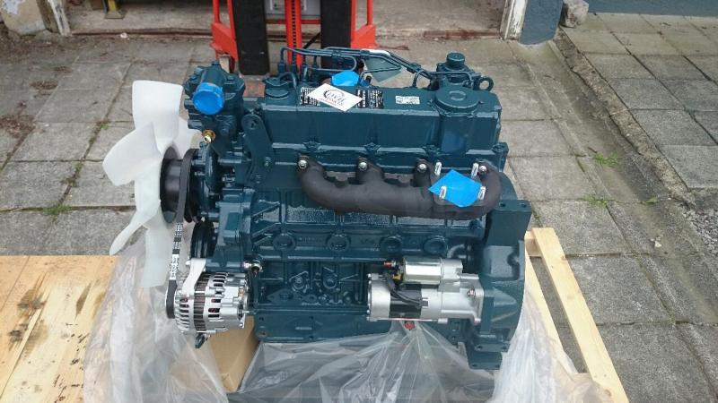 Kubota V3300 - محرك - آلات الإنشاء: صورة 1 Kubota V3300 - محرك - آلات الإنشاء: صورة 1