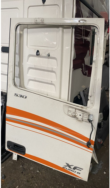 DAF XF - باب و قطع الغيار: صورة 2 DAF XF - باب و قطع الغيار: صورة 2
