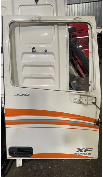 DAF XF - باب و قطع الغيار: صورة 1 DAF XF - باب و قطع الغيار: صورة 1