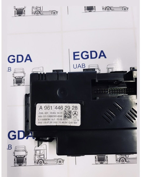 Mercedes-Benz ACTROS 6 (11) - وحدة إي سي يو: صورة 4 Mercedes-Benz ACTROS 6 (11) - وحدة إي سي يو: صورة 4