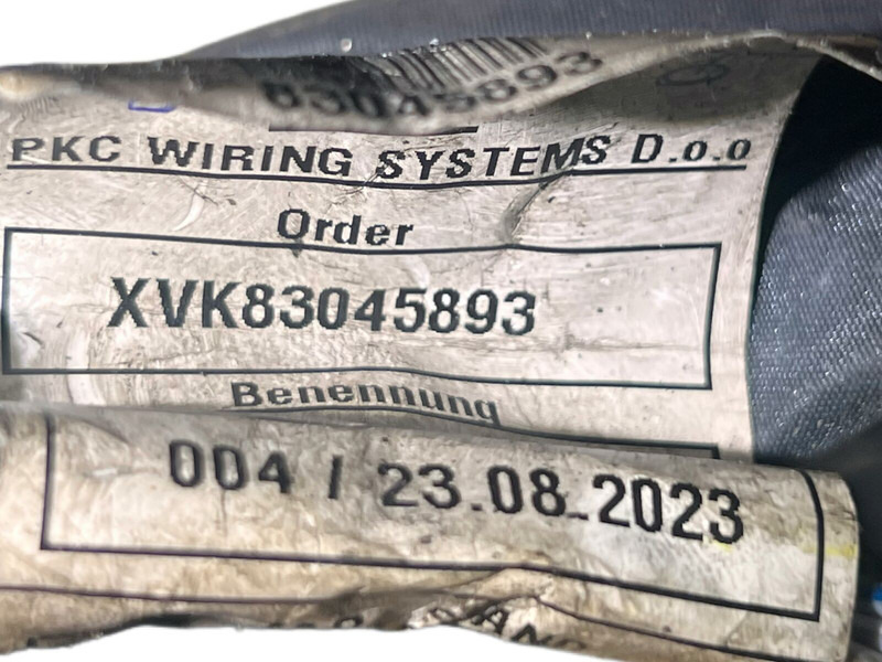 Mercedes-Benz MP5 - كابلات/ ضفيرة الأسلاك: صورة 2 Mercedes-Benz MP5 - كابلات/ ضفيرة الأسلاك: صورة 2