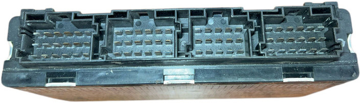 Mercedes-Benz VDO Elektronik FR - وحدة إي سي يو: صورة 2 Mercedes-Benz VDO Elektronik FR - وحدة إي سي يو: صورة 2