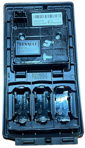 Renault - لوحة العدادات: صورة 2 Renault - لوحة العدادات: صورة 2