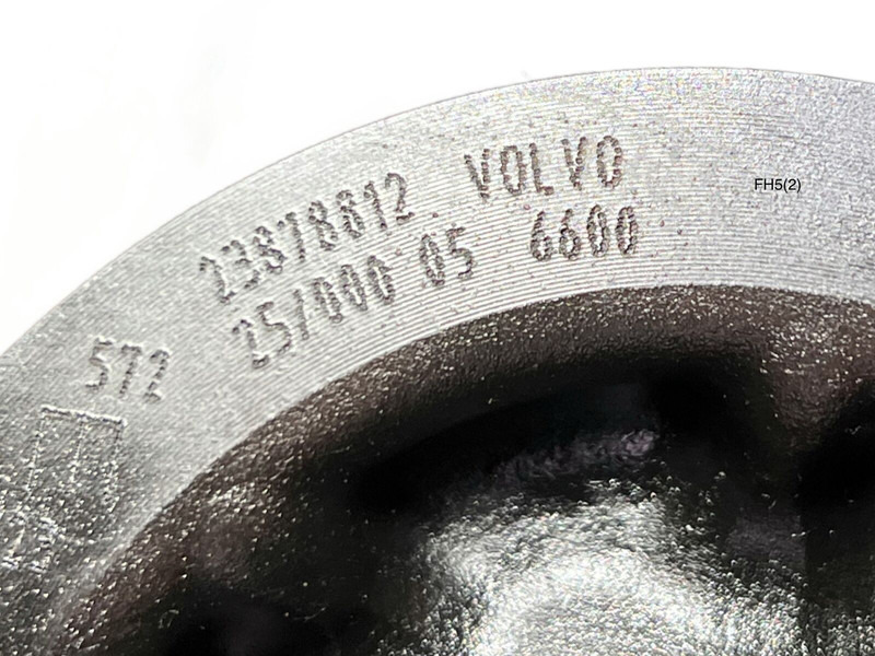 Volvo DK13 - المحرك و قطع الغيار: صورة 5 Volvo DK13 - المحرك و قطع الغيار: صورة 5