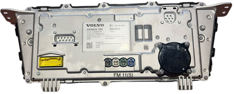 Volvo - لوحة العدادات: صورة 3 Volvo - لوحة العدادات: صورة 3