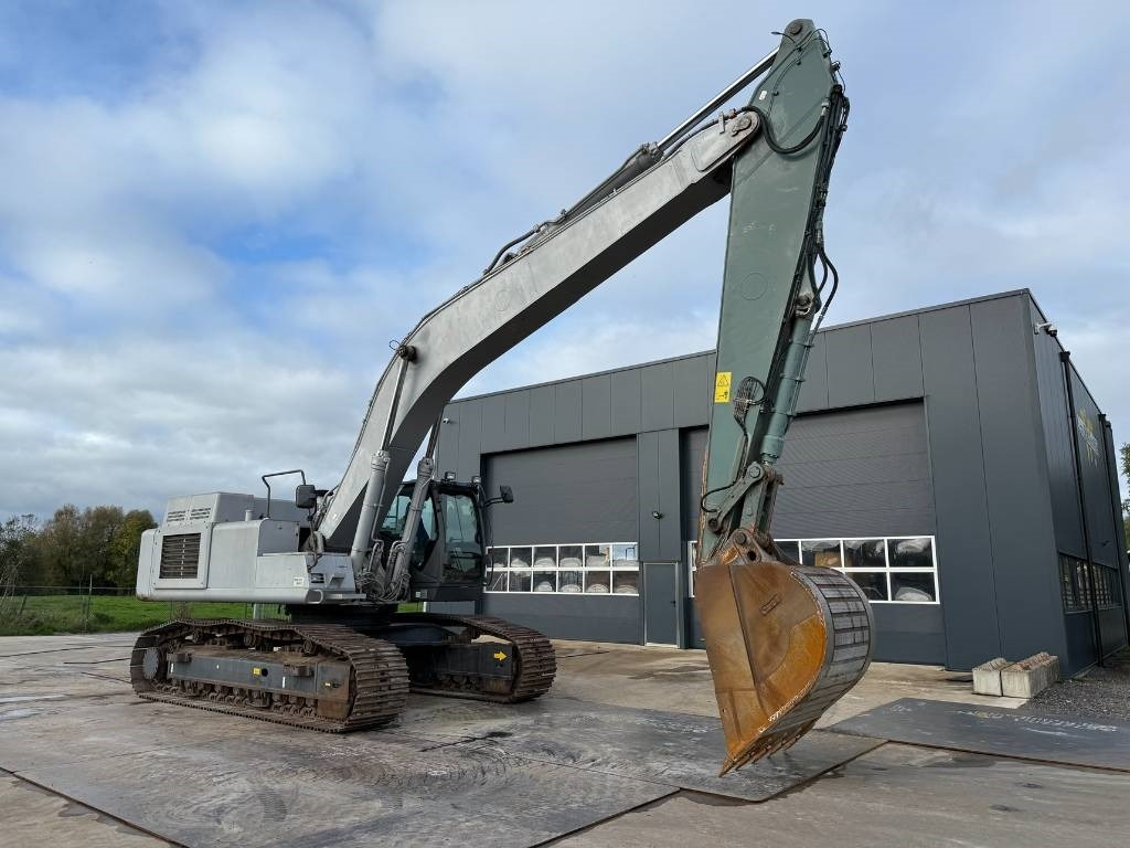 Hitachi ZX 470 LC H-3  - حفار زاحف: صورة 4 Hitachi ZX 470 LC H-3  - حفار زاحف: صورة 4