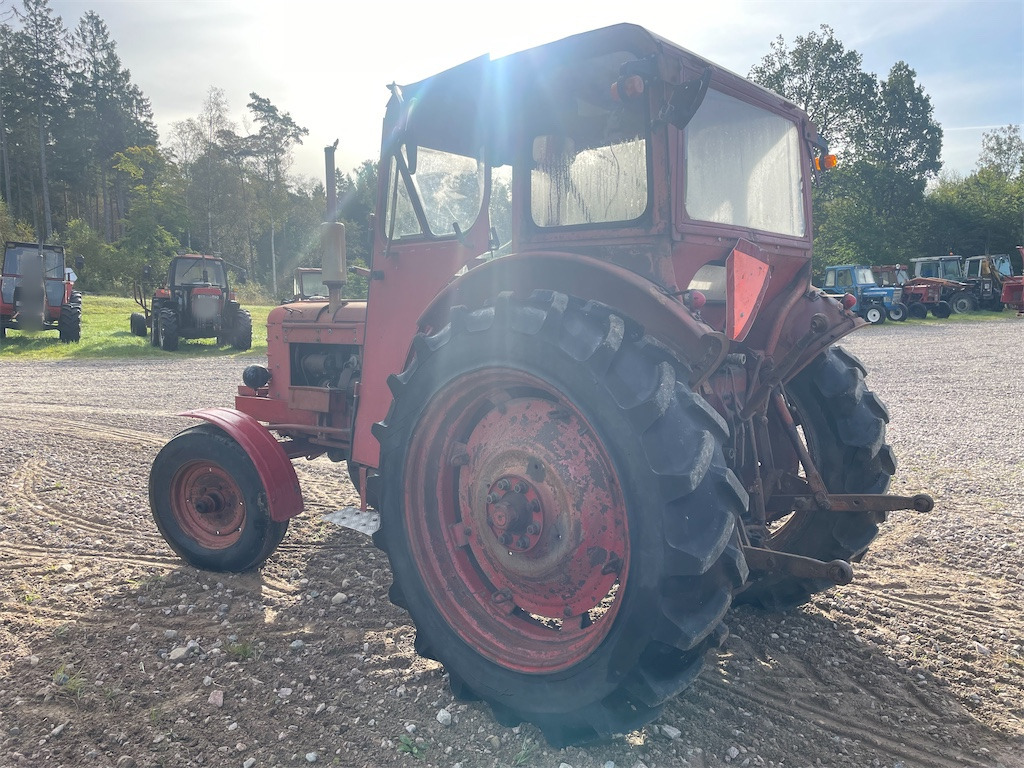 BM VOLVO 350 - جرار: صورة 4 BM VOLVO 350 - جرار: صورة 4