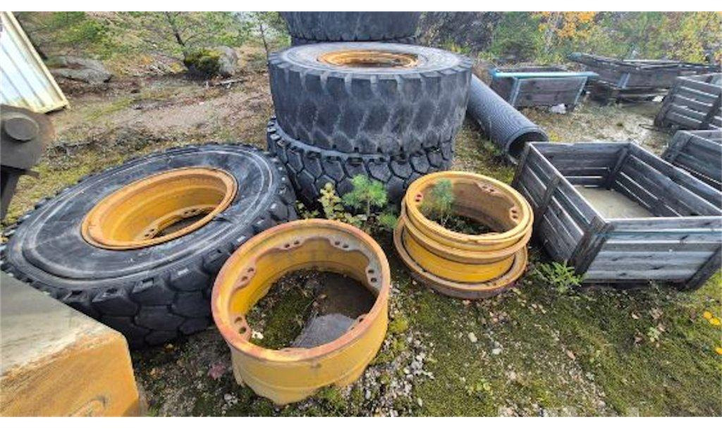 Cat 772 - عجلات - آلات الإنشاء: صورة 1 Cat 772 - عجلات - آلات الإنشاء: صورة 1