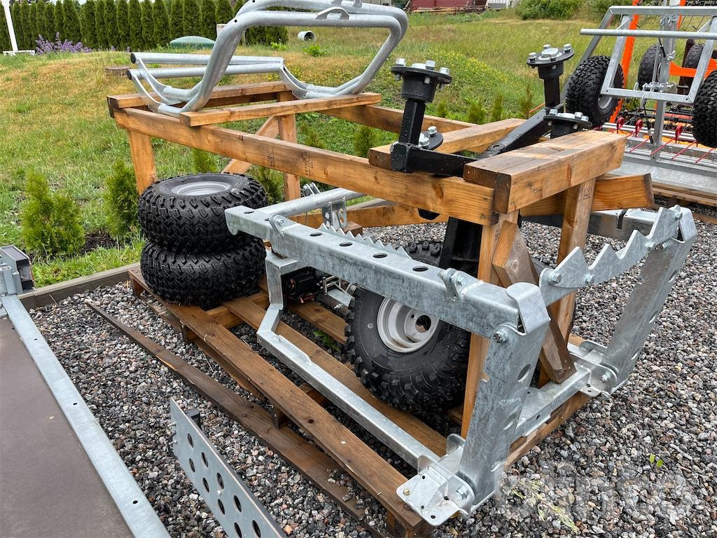 Chapman BT500 - مقطورة رزاعية: صورة 2 Chapman BT500 - مقطورة رزاعية: صورة 2