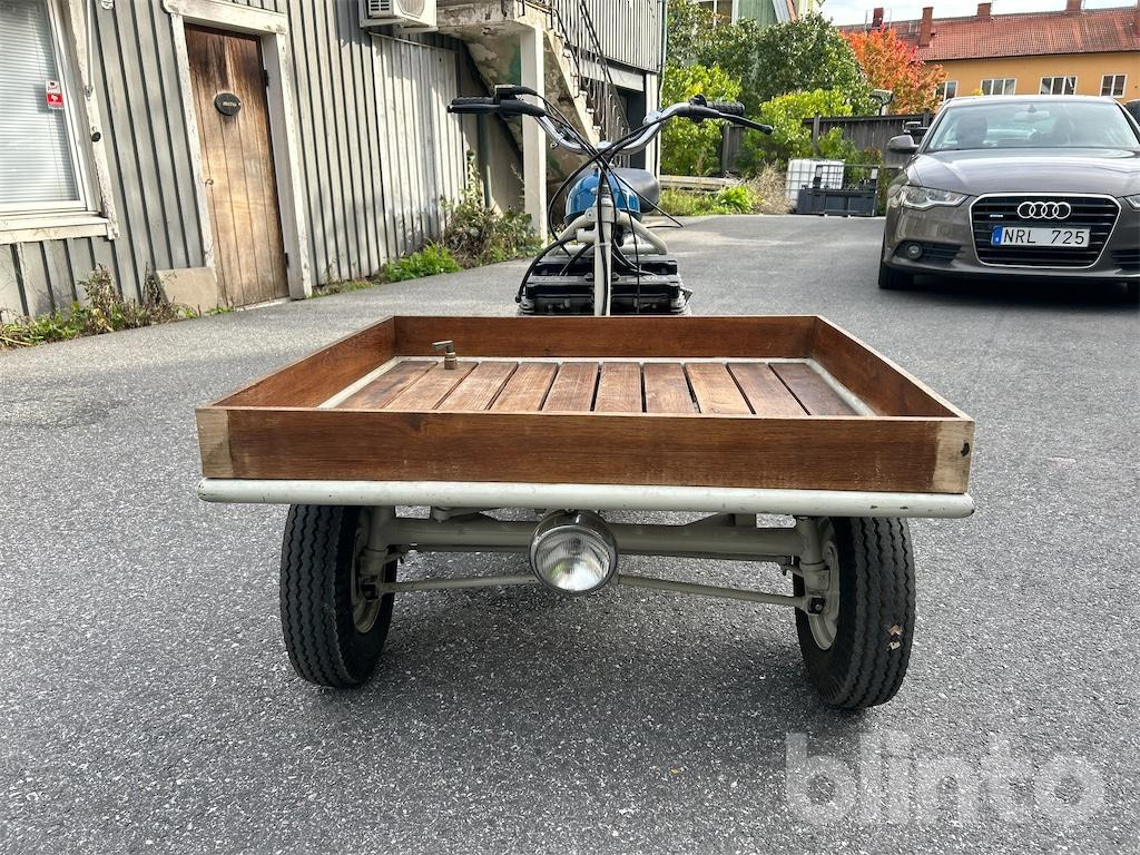 Custom - دراجة نارية: صورة 2 Custom - دراجة نارية: صورة 2