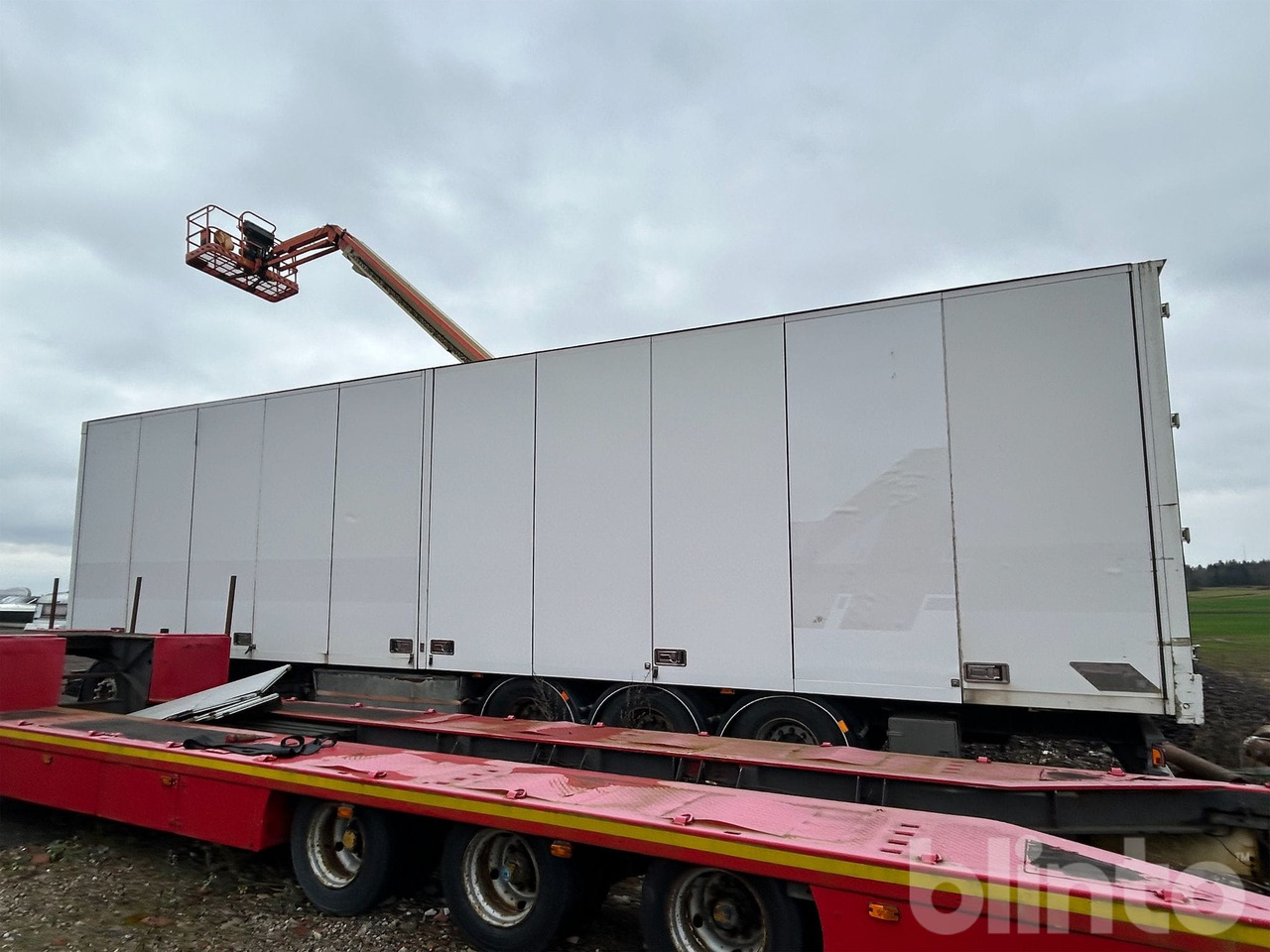 Ekeri/Krone - نصف مقطورة بصندوق مغلق, مقطورة دوللي: صورة 4 Ekeri/Krone - نصف مقطورة بصندوق مغلق, مقطورة دوللي: صورة 4