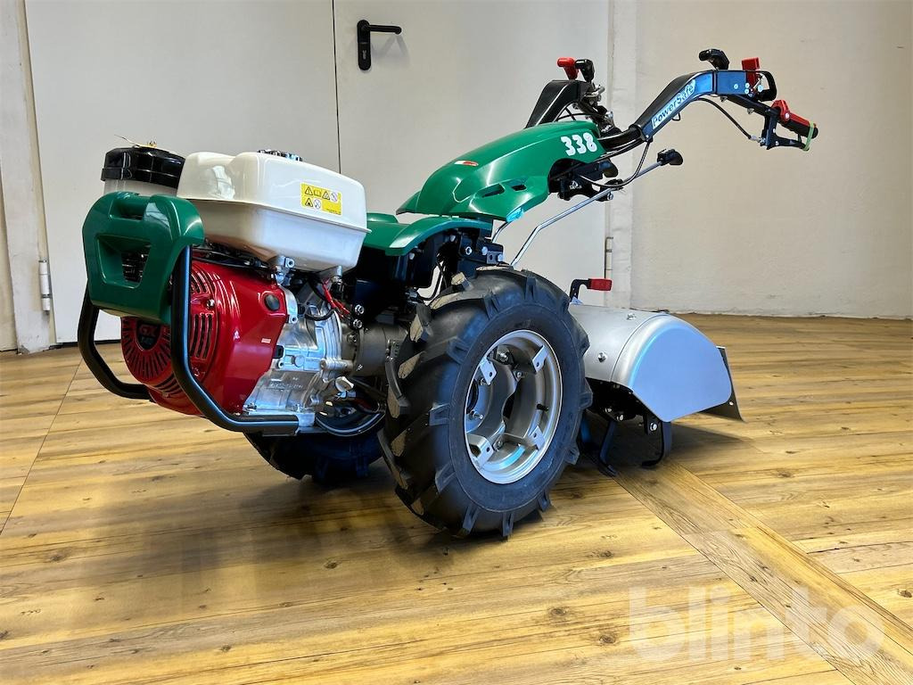 Ferrari 338 Power Safe (2025) - معدات البستنة: صورة 1 Ferrari 338 Power Safe (2025) - معدات البستنة: صورة 1
