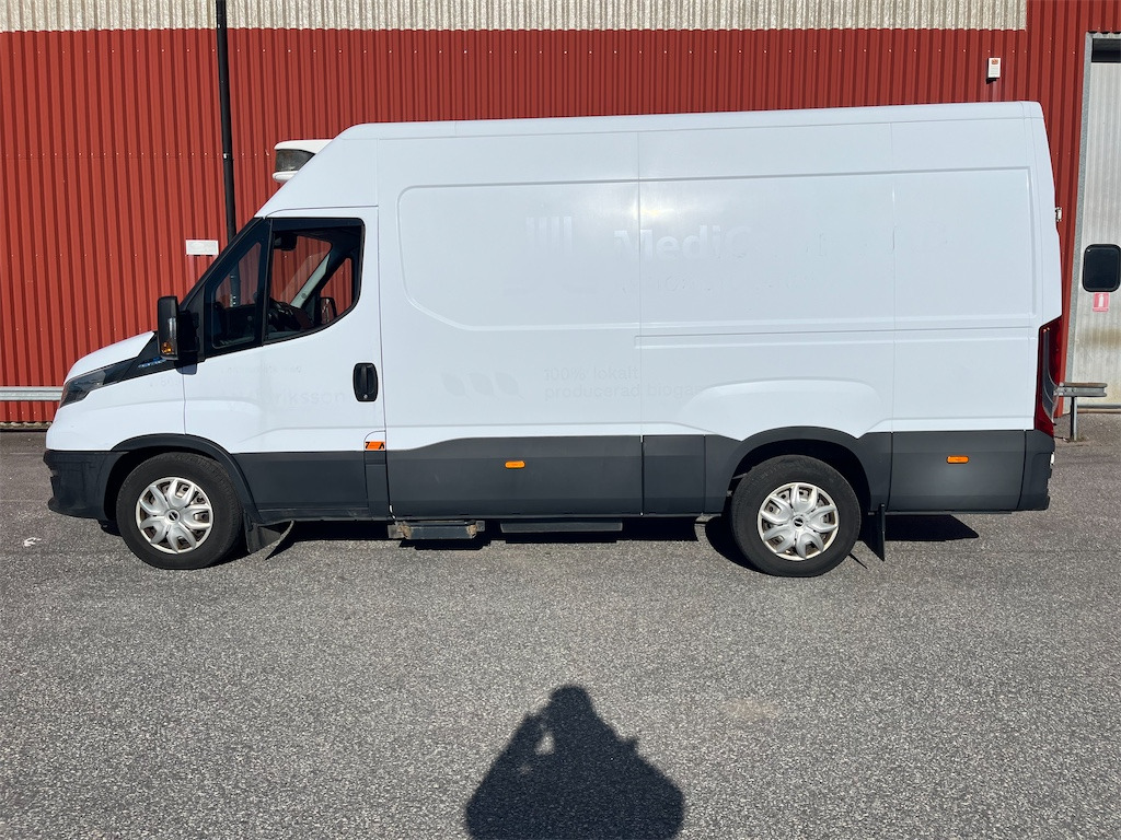 IVECO DAILY - شاحنة توصيل مبردة: صورة 2 IVECO DAILY - شاحنة توصيل مبردة: صورة 2