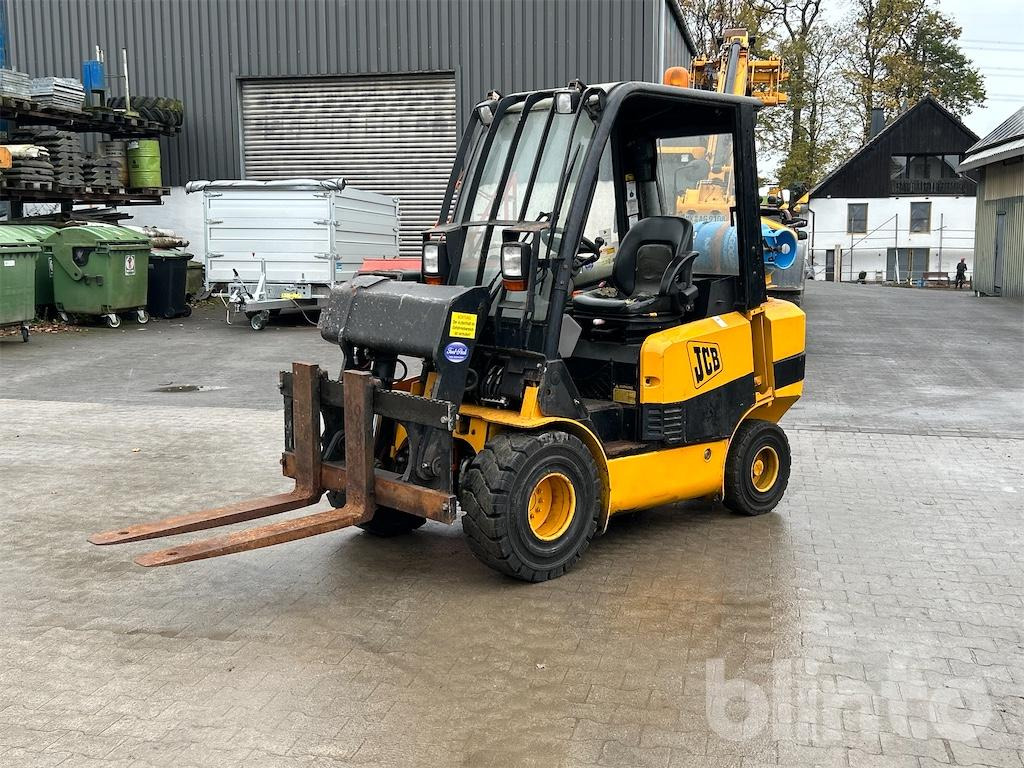 JCB TLT 30G (2003) - آلة رفع ونقل تلسكوبية: صورة 1 JCB TLT 30G (2003) - آلة رفع ونقل تلسكوبية: صورة 1