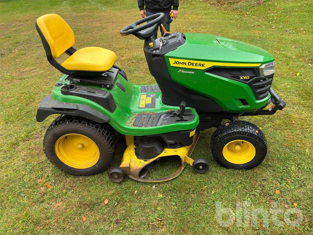 John Deere X167 - جزازة عشب الحدائق: صورة 4 John Deere X167 - جزازة عشب الحدائق: صورة 4