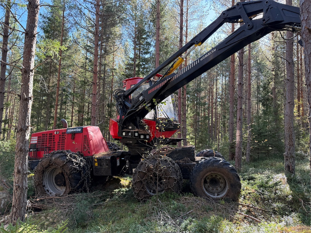 Komatsu 901TX.1 - آلة حصاد الأشجار: صورة 4 Komatsu 901TX.1 - آلة حصاد الأشجار: صورة 4