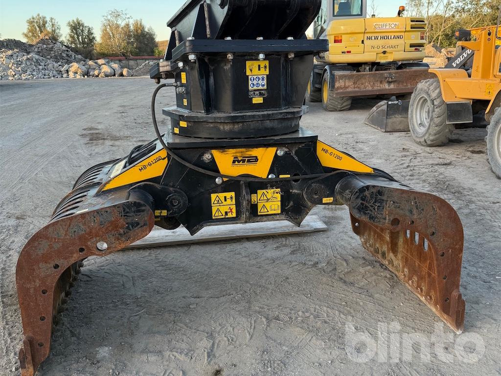 MB Crusher MB-G1200 S4 - كلّاب: صورة 1 MB Crusher MB-G1200 S4 - كلّاب: صورة 1