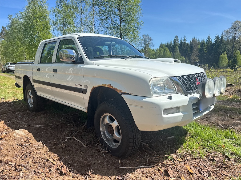 MITSUBISHI L200 DOUBLE C - شاحنة توصيل مغلقة: صورة 4 MITSUBISHI L200 DOUBLE C - شاحنة توصيل مغلقة: صورة 4