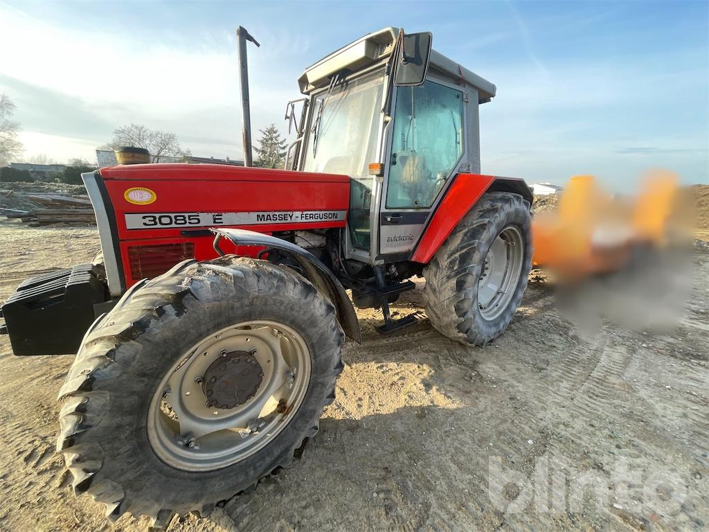 Massey Ferguson B95/4 - جرار: صورة 1 Massey Ferguson B95/4 - جرار: صورة 1