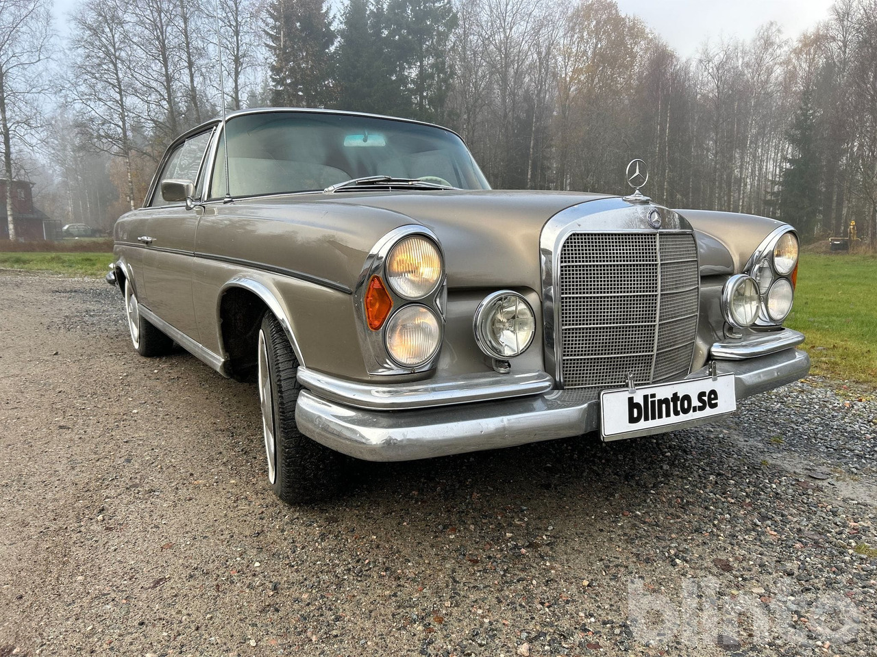 Mercedes Benz 220 SE B C - سيارة: صورة 4 Mercedes Benz 220 SE B C - سيارة: صورة 4