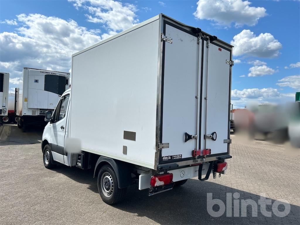 Mercedes Benz 314 CDI (2020) - شاحنة توصيل مبردة: صورة 3 Mercedes Benz 314 CDI (2020) - شاحنة توصيل مبردة: صورة 3