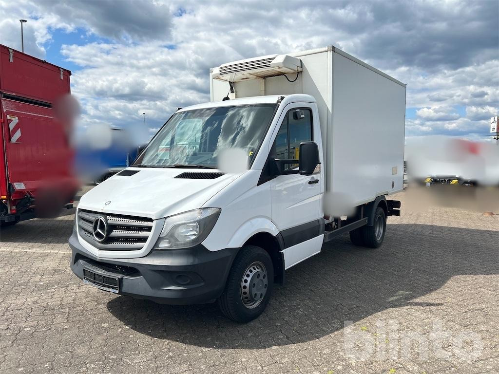 Mercedes Benz 516 Sprinter (2015) - شاحنة توصيل مبردة: صورة 1 Mercedes Benz 516 Sprinter (2015) - شاحنة توصيل مبردة: صورة 1